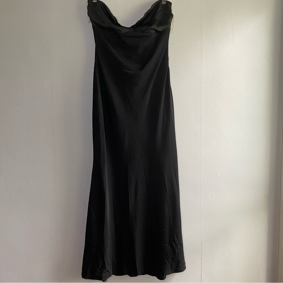 Princess Polly Black Maxi Dress - Picture 2 of 8